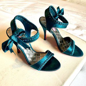 Betsey Johnson Teal Satin Carissa Heels Size 7